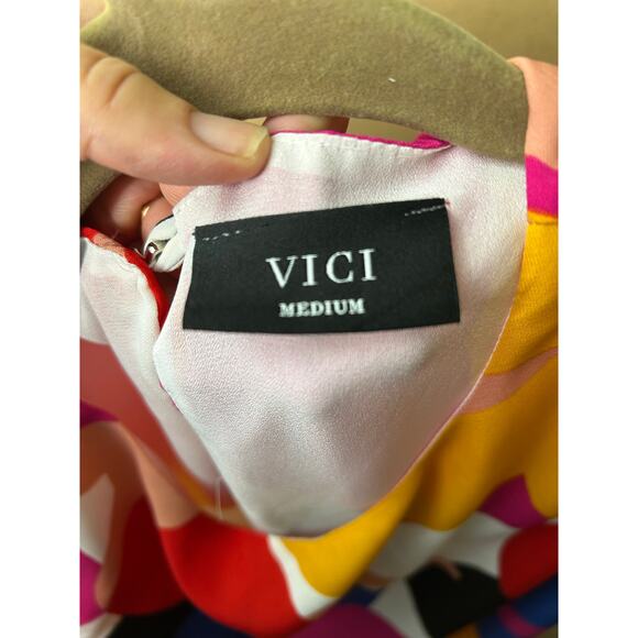 Bright Summer Dress by Vici Size Medium - Picture 6 of 8